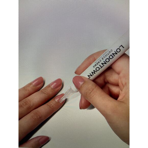 NIB Londontown cuticle cream - Picture 1 of 5